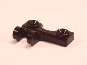 RC83-029 - Rear Chassis Brace Mount